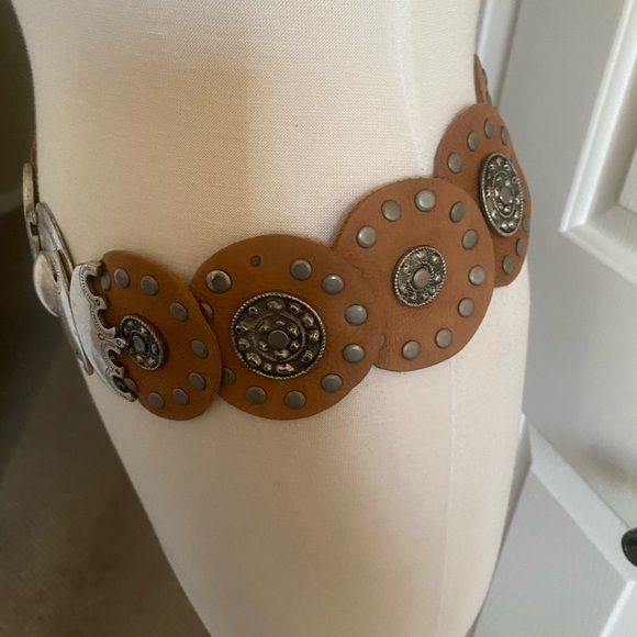 Boho Western Conch Belt main image 10